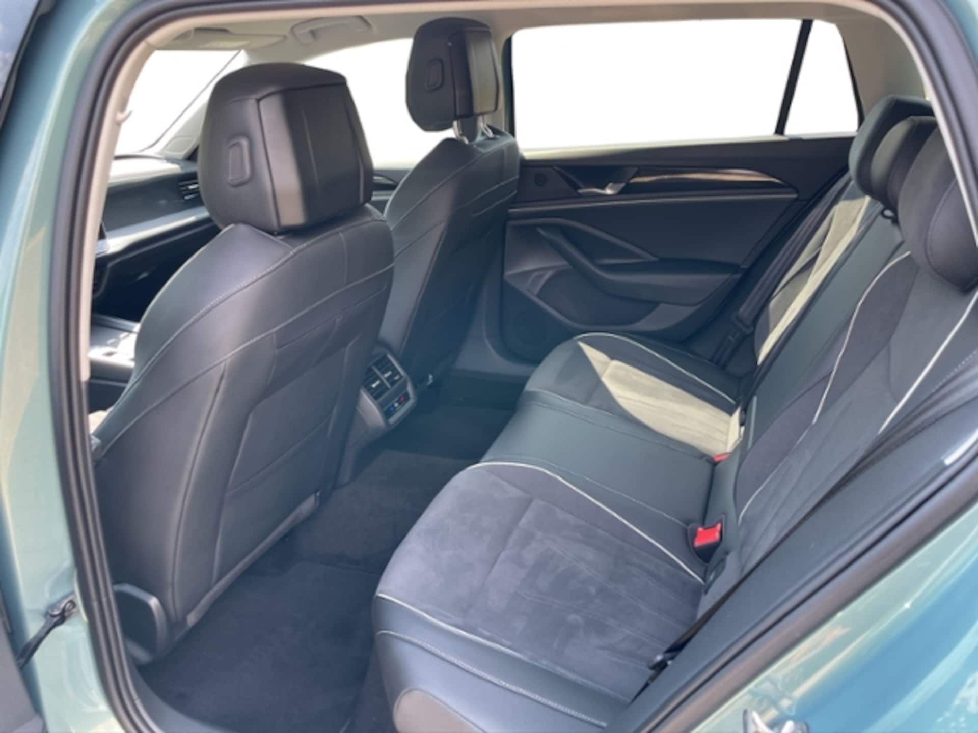 Volkswagen Passat Business