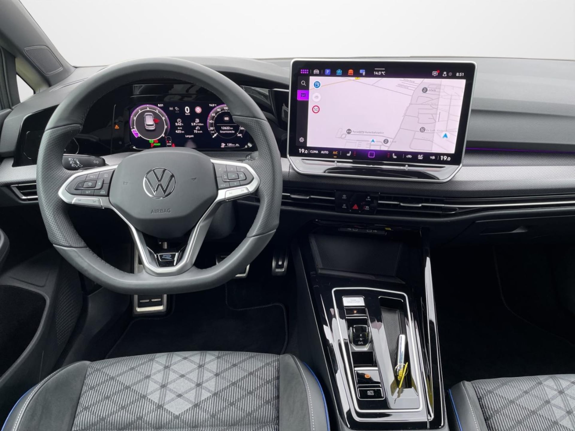 Volkswagen Golf R-Line