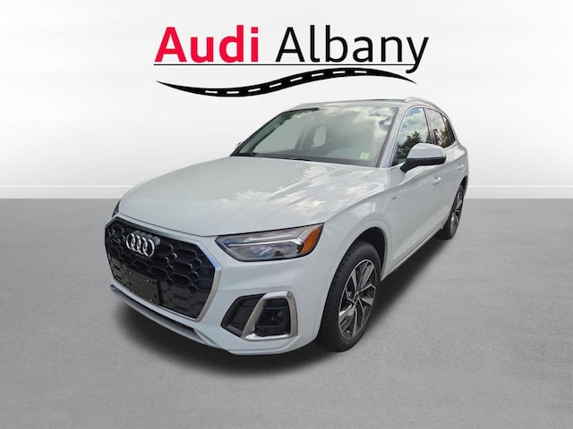 Photo of 2023 Audi Q5