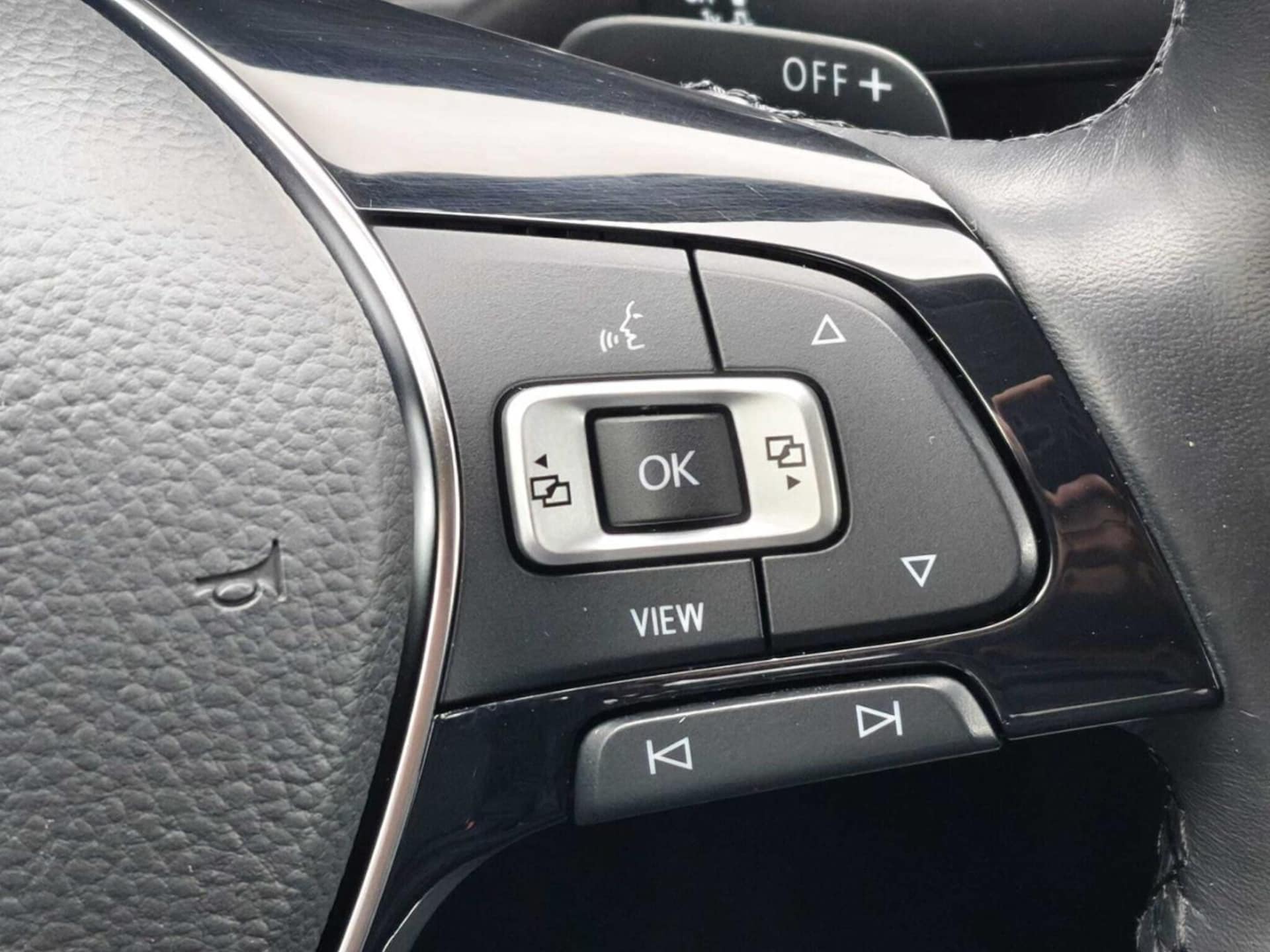 Volkswagen Arteon Model bazowy