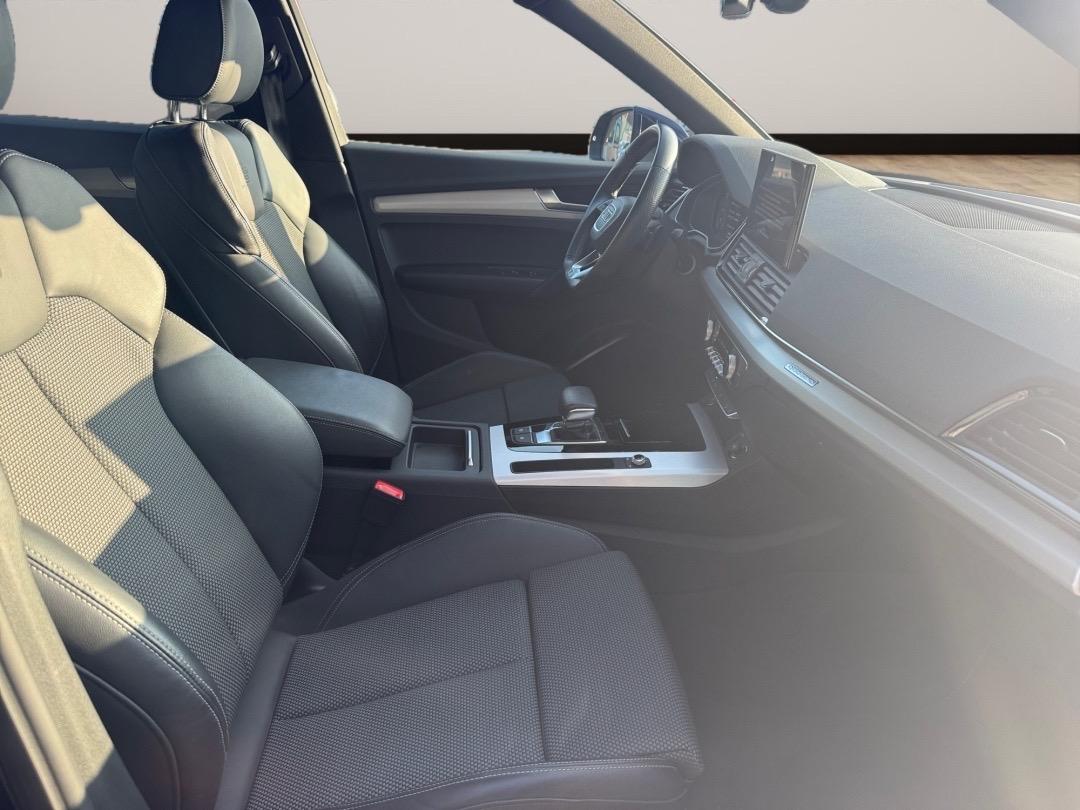 Image about Audi Q5 TFSI e S line 50 TFSI e quattro 220 kW (299 ch) S tronic
