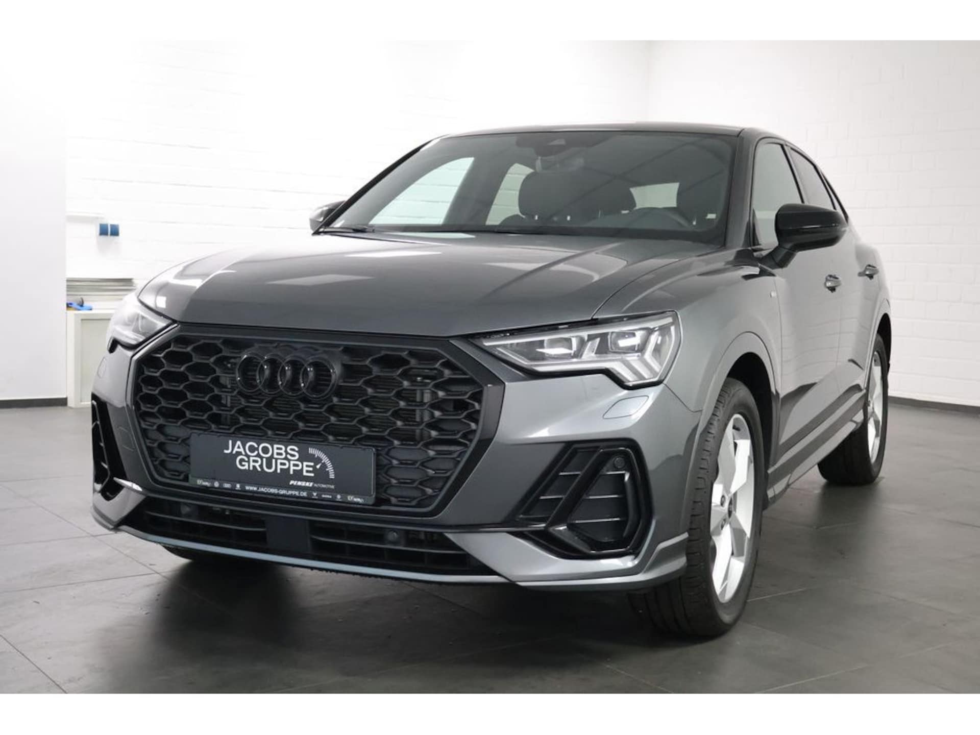 Audi Q3 Sportback S line