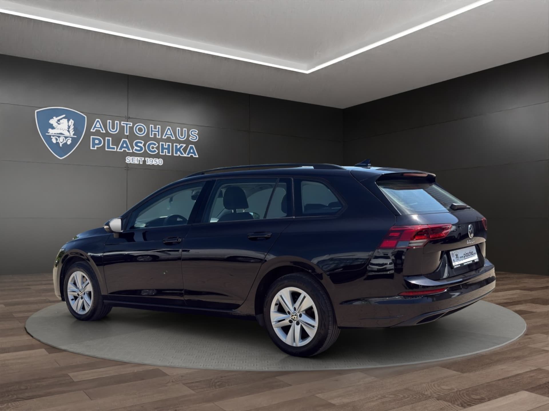 Volkswagen Golf Variant Life