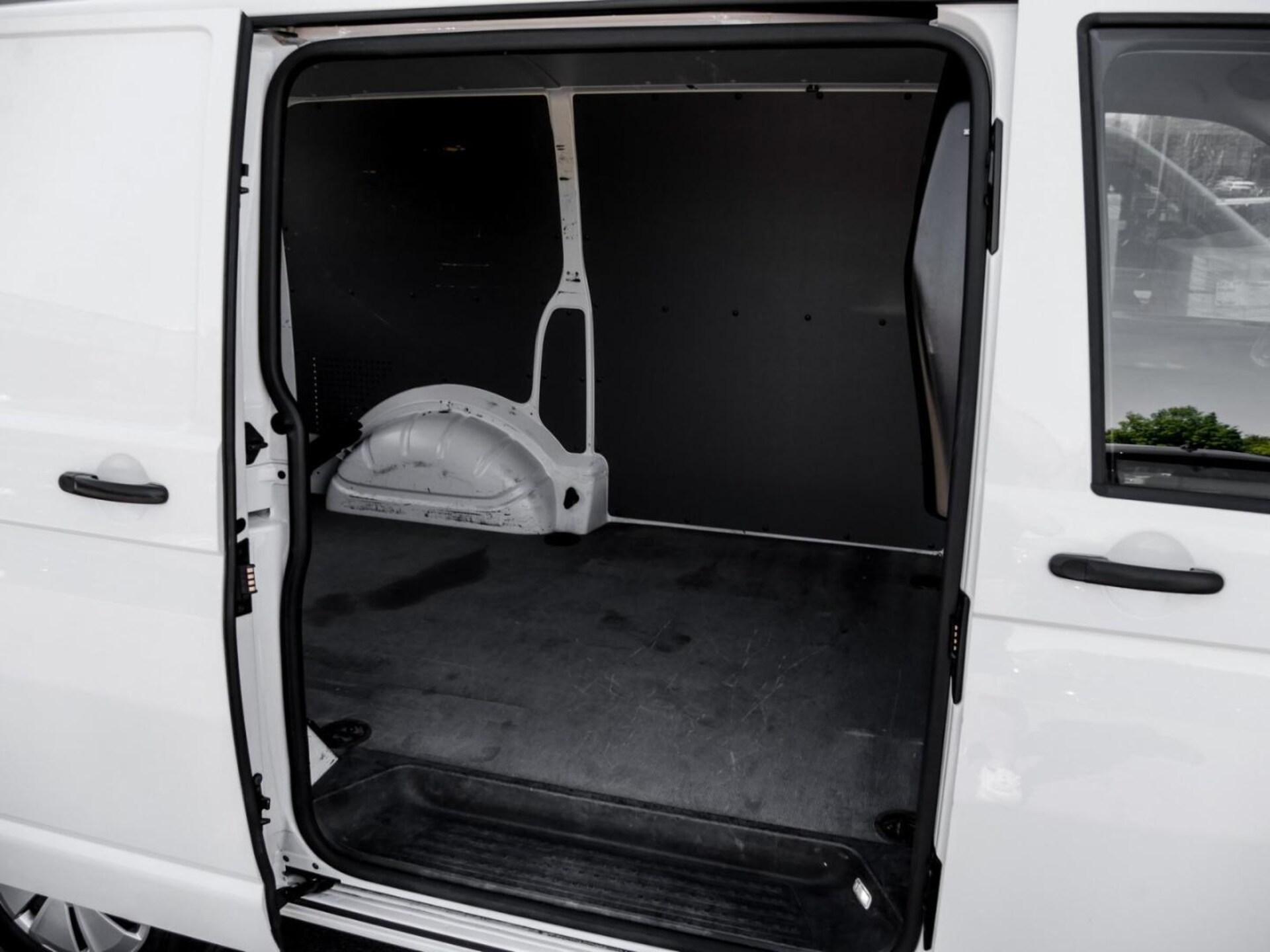 Volkswagen T6.1 Transporter Kasten kurzer Radstand