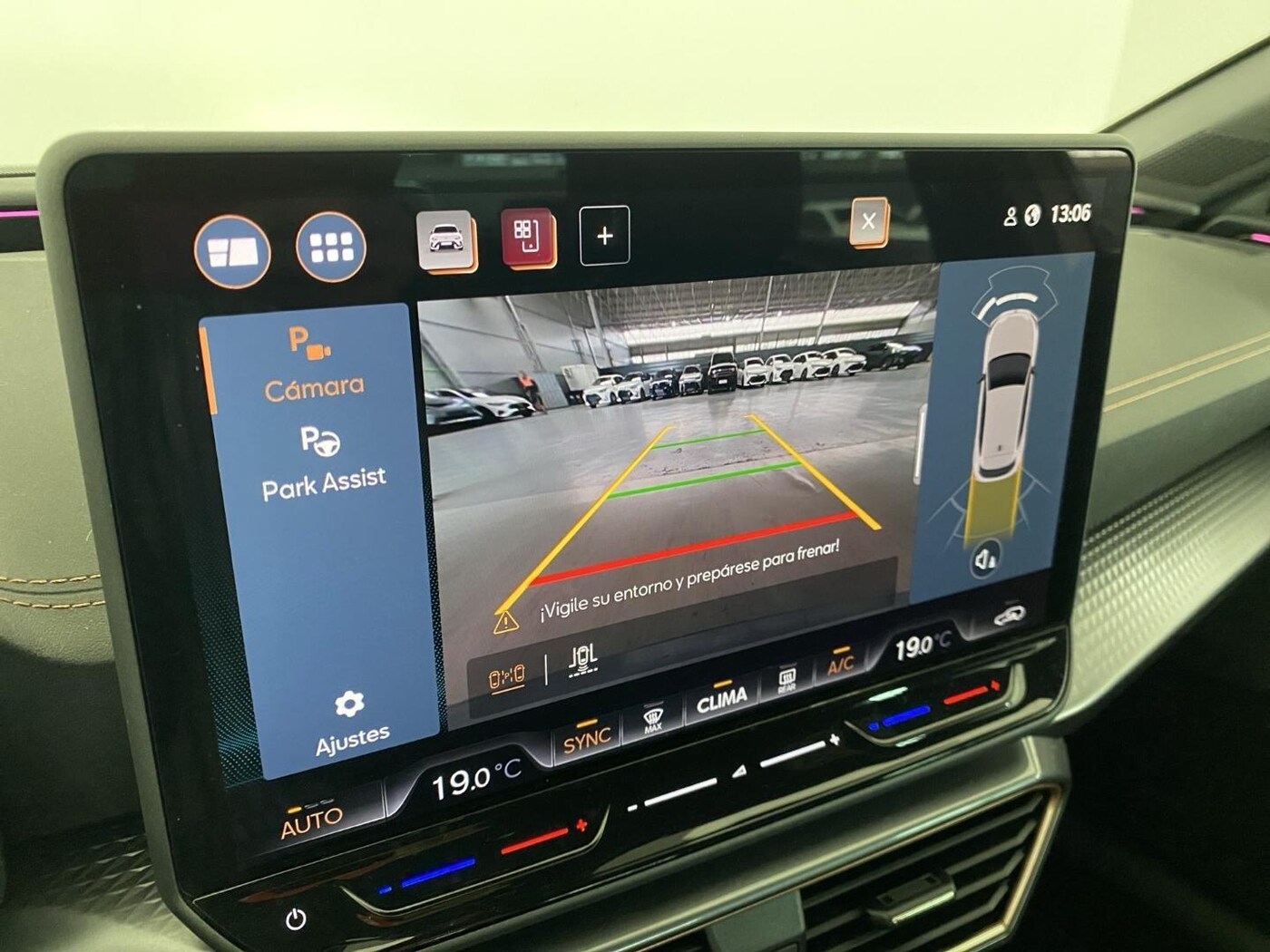 CUPRA Leon León 1.5 eTSI DSG 110 kW (150 CV) — photo 17