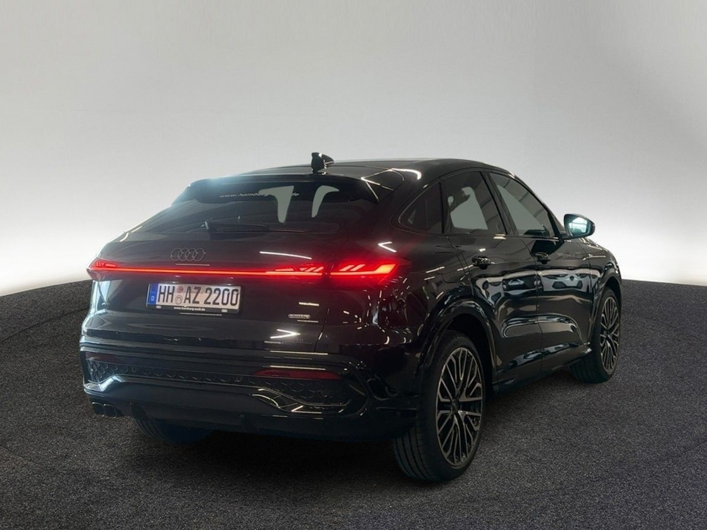 Bild über Audi Q5 Sportback TDI quattro 150 kW S tronic - für weitere Informationen kontaktieren Sie den Audi Partner
