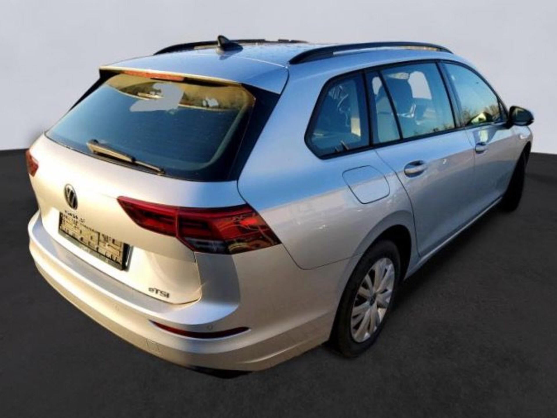Volkswagen Golf Variant Life