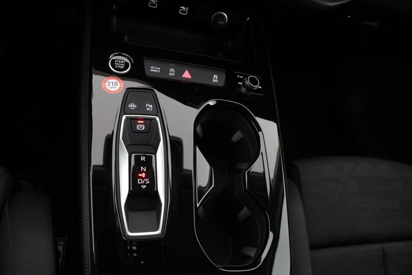 Bild über Audi A5 Avant TFSI 150 kW S tronic - für weitere Informationen kontaktieren Sie den Audi Partner
