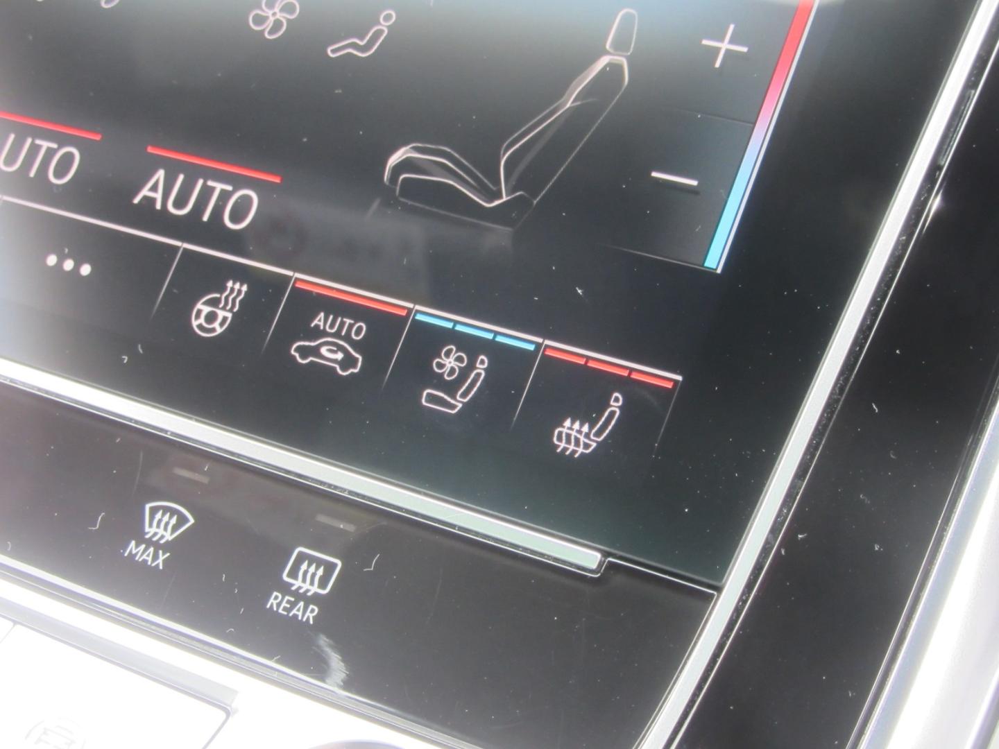 Image about Audi SQ7 SQ7 TFSI 373(507) kW(PS) tiptronic