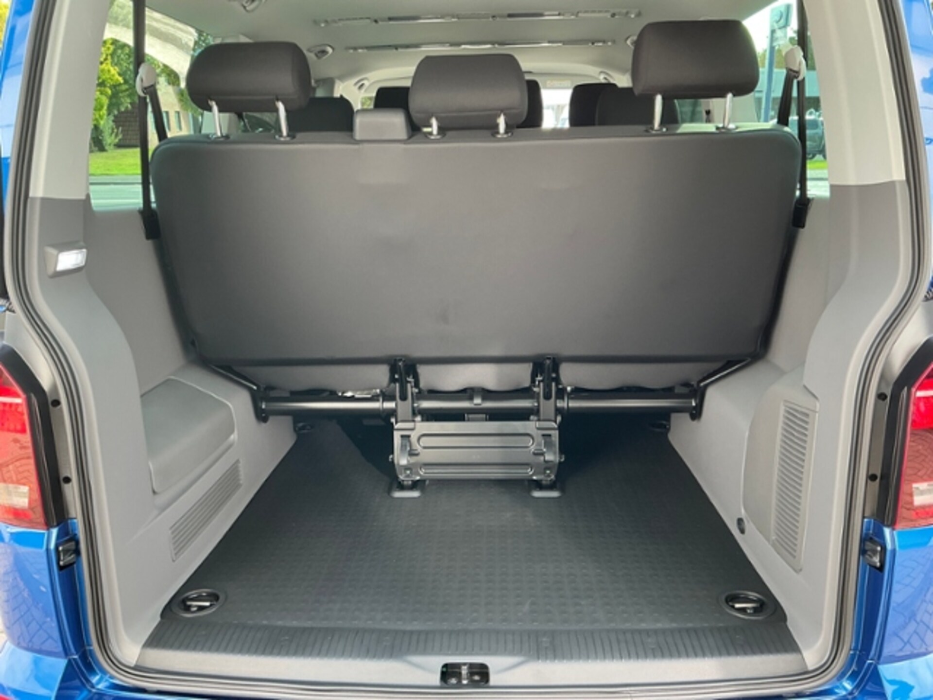 Volkswagen T6.1 Caravelle kurzer Radstand Comfortline