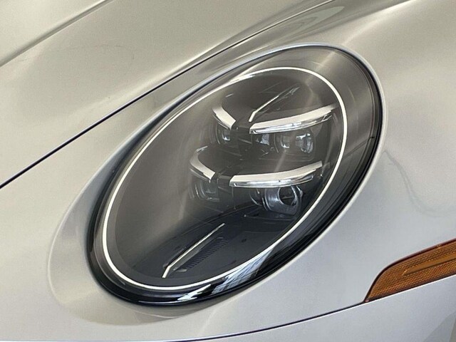 2026 Porsche 911 T - Photo 15