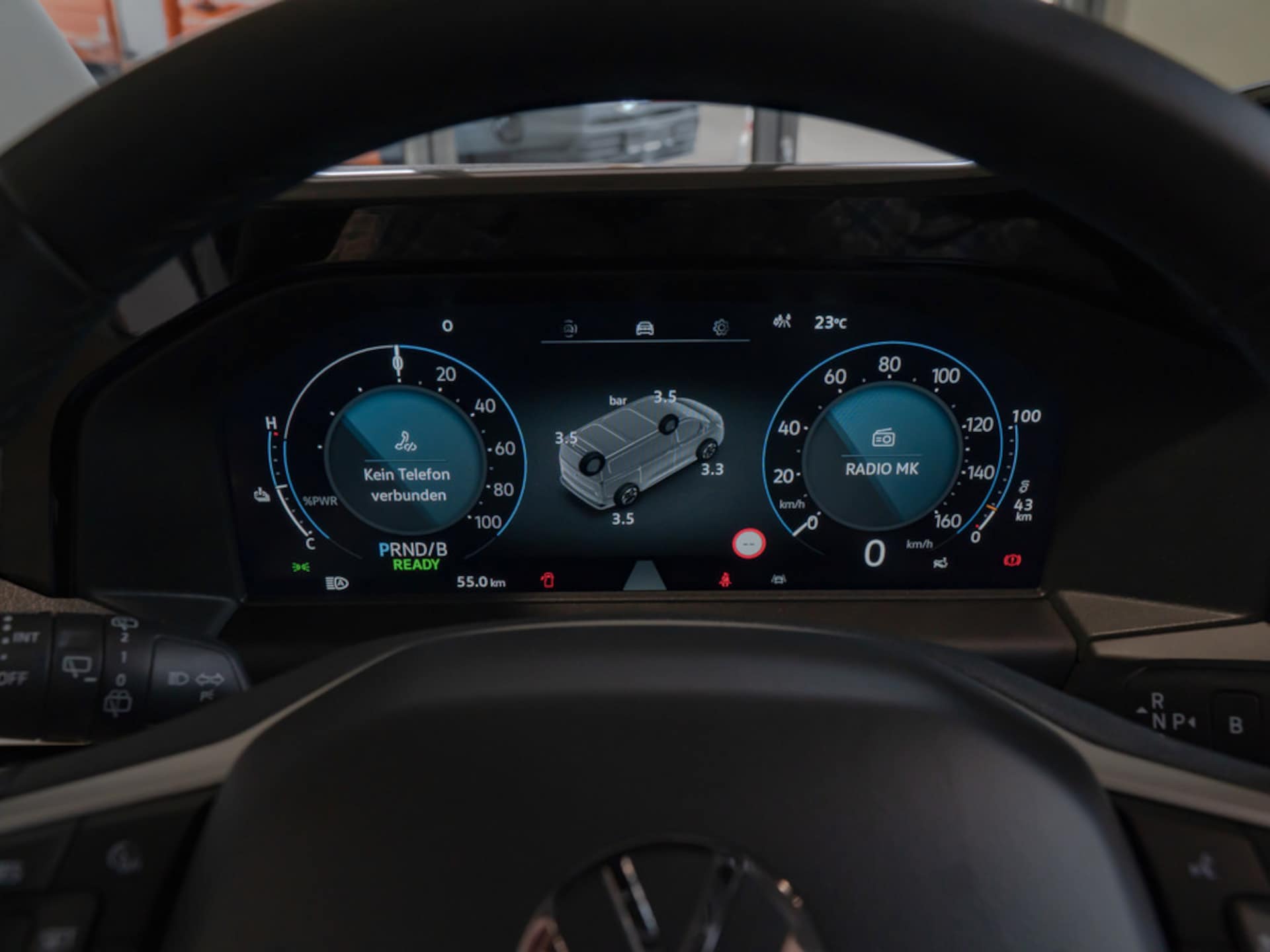 Volkswagen e-Caravelle Life