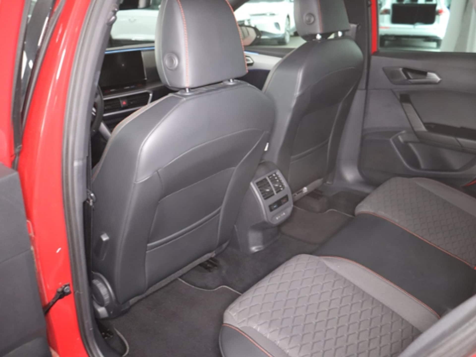 SEAT Leon FR