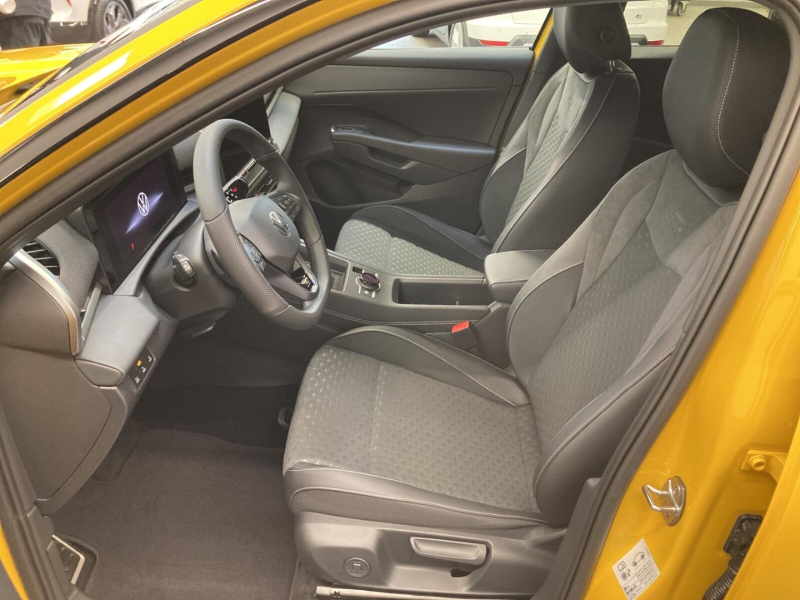 Volkswagen T-Roc – Bild 12