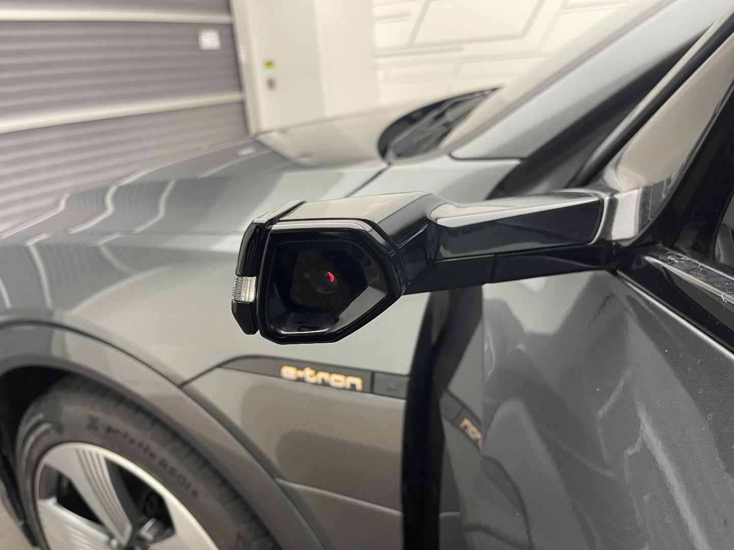 Image about Audi e-tron Sportback S line 55 quattro 300,00 kW