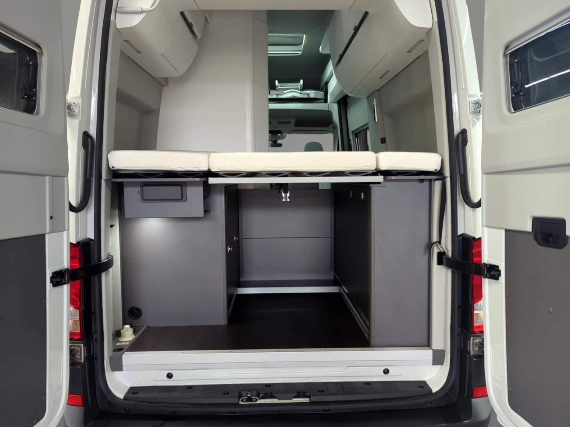 Volkswagen Grand California 600