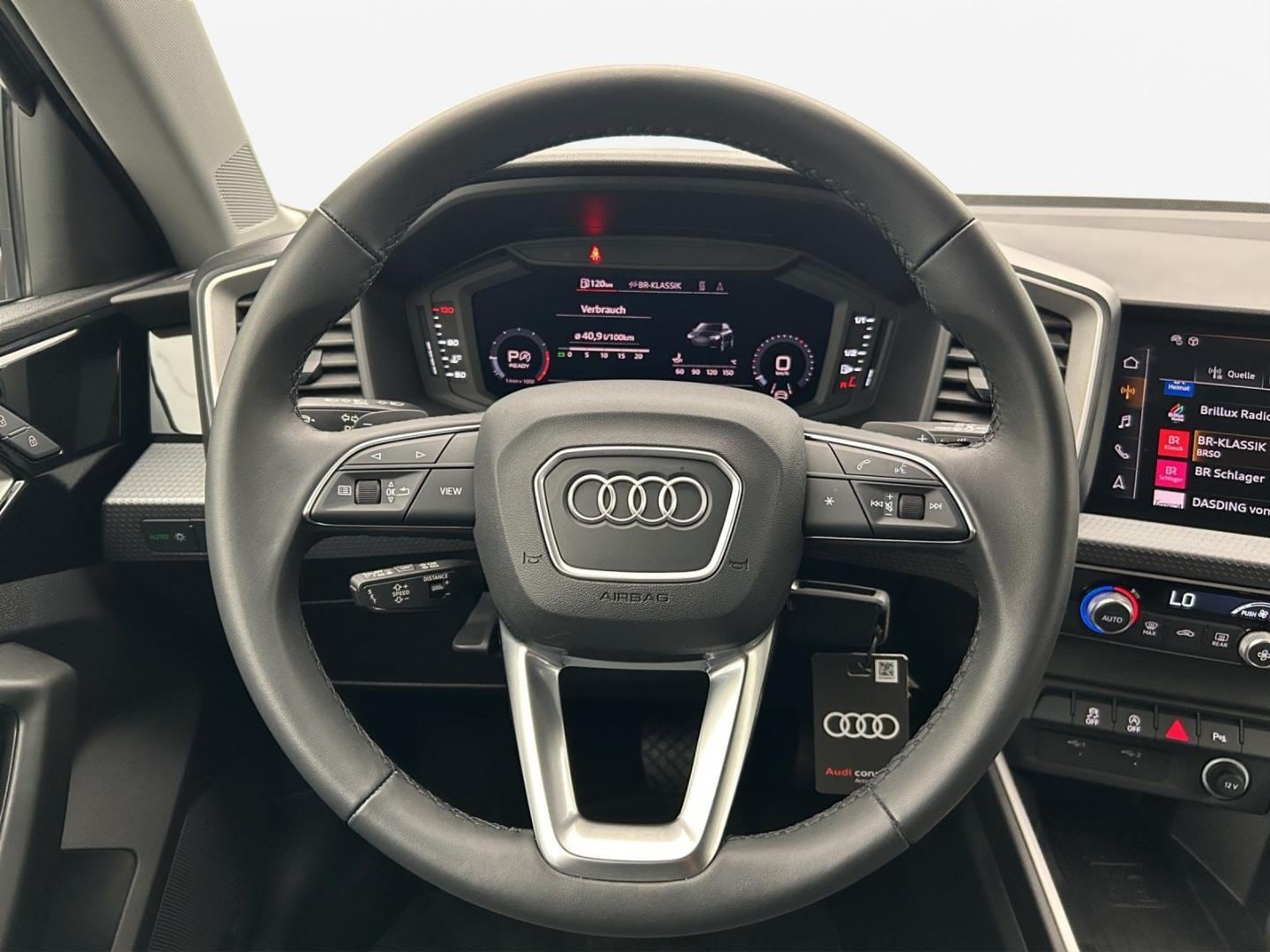 Bild über Audi A1 allstreet 35 TFSI S tronic - für weitere Informationen kontaktieren Sie den Audi Partner