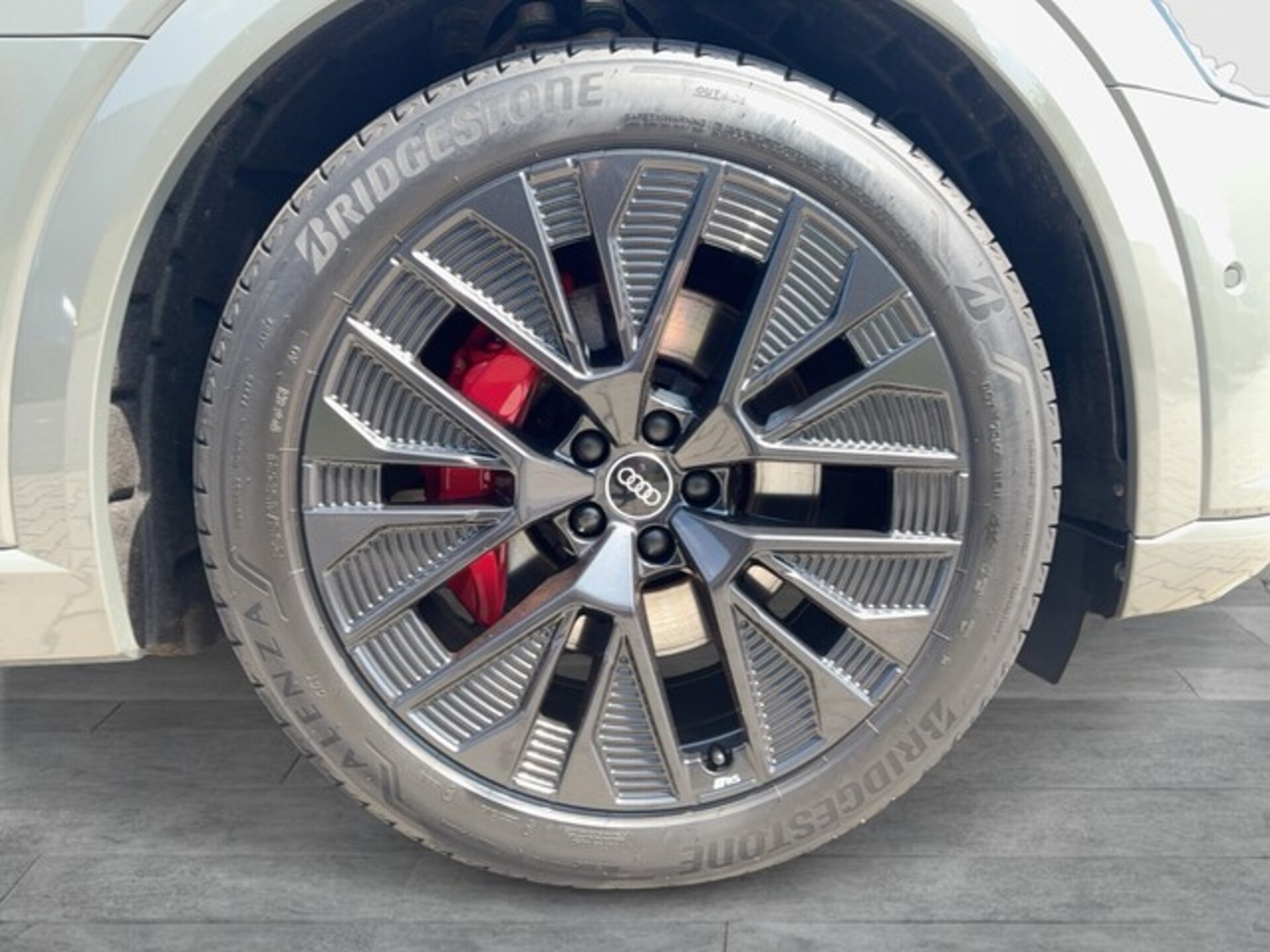 Audi Q8 Sportback e-tron S line
