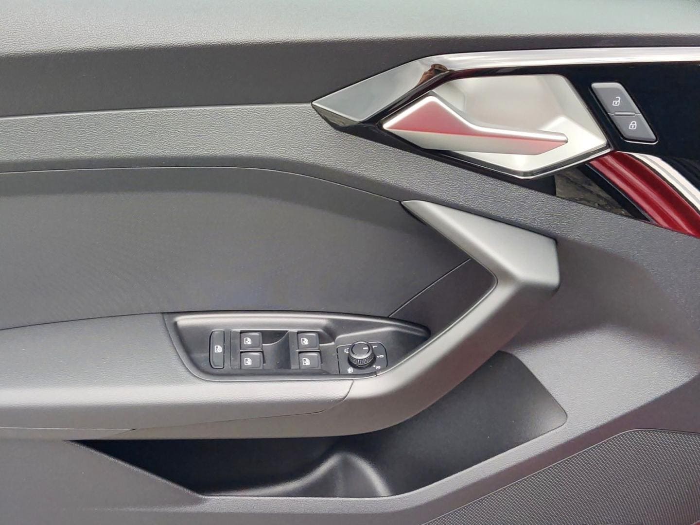 Bild über Audi A1 allstreet 30 TFSI S tronic - für weitere Informationen kontaktieren Sie den Audi Partner