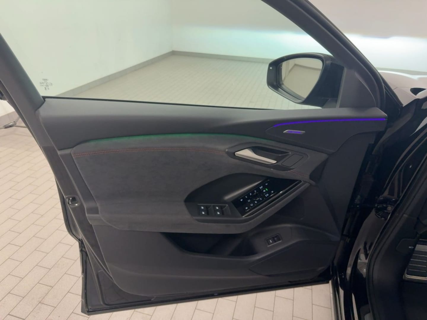 Bild über Audi Q6 Sportback e-tron e-tron - für weitere Informationen kontaktieren Sie den Audi Partner