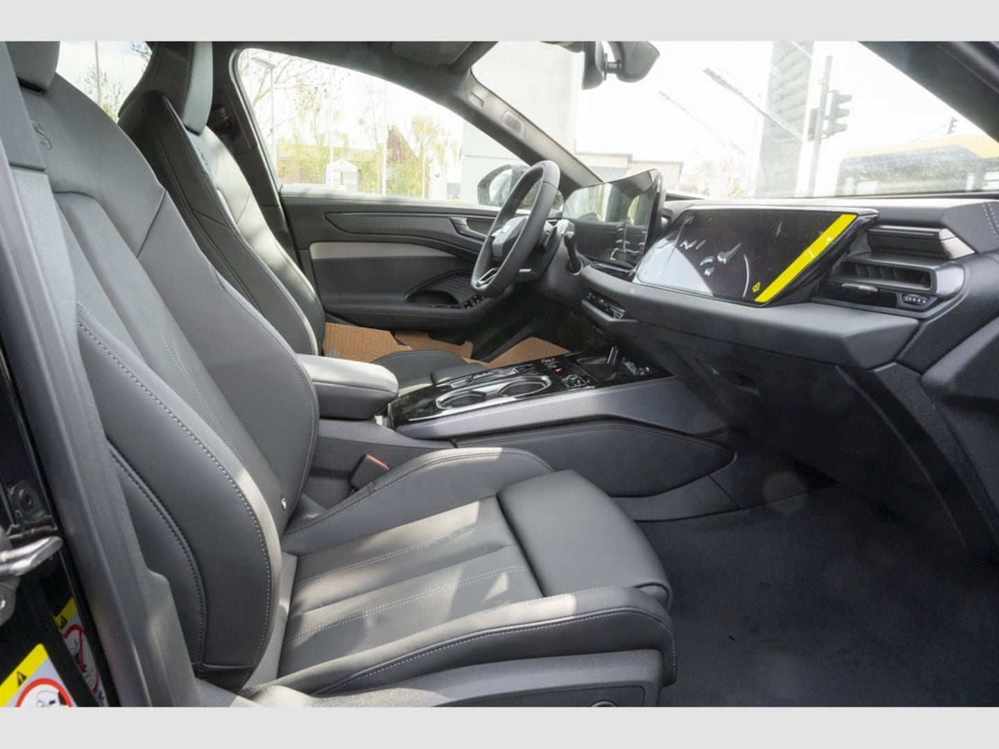 Bild über Audi A6 Avant edition one TDI quattro 220 kW S tronic - für weitere Informationen kontaktieren Sie den Audi Partner