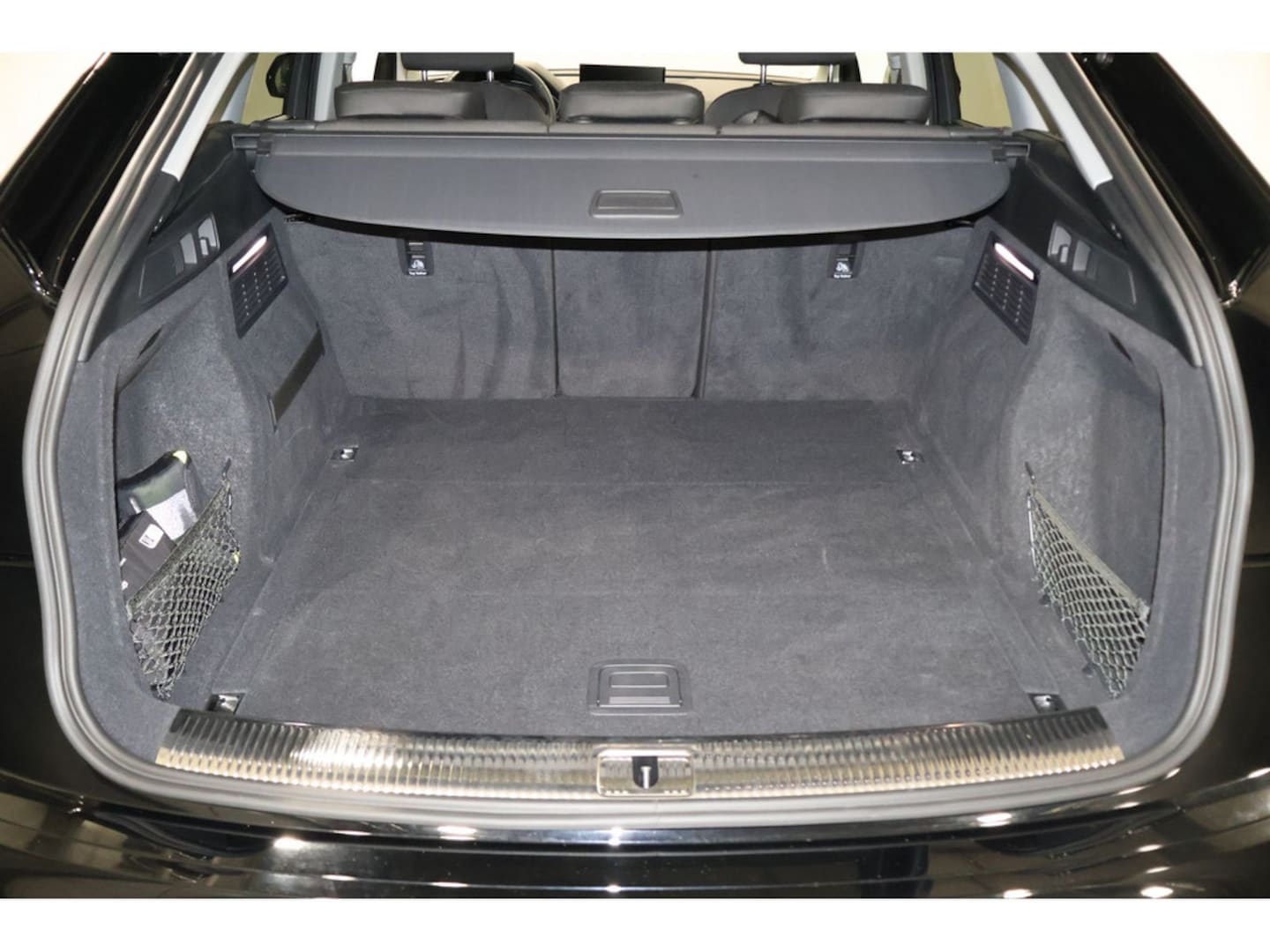 Bild über Audi Q5 Sportback 40 TDI quattro S tronic - für weitere Informationen kontaktieren Sie den Audi Partner