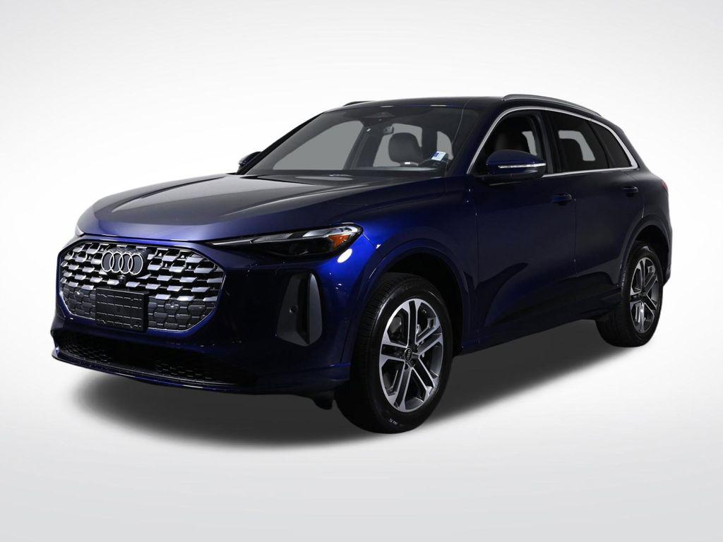 2025 Audi Q5 40 Premium's photo
