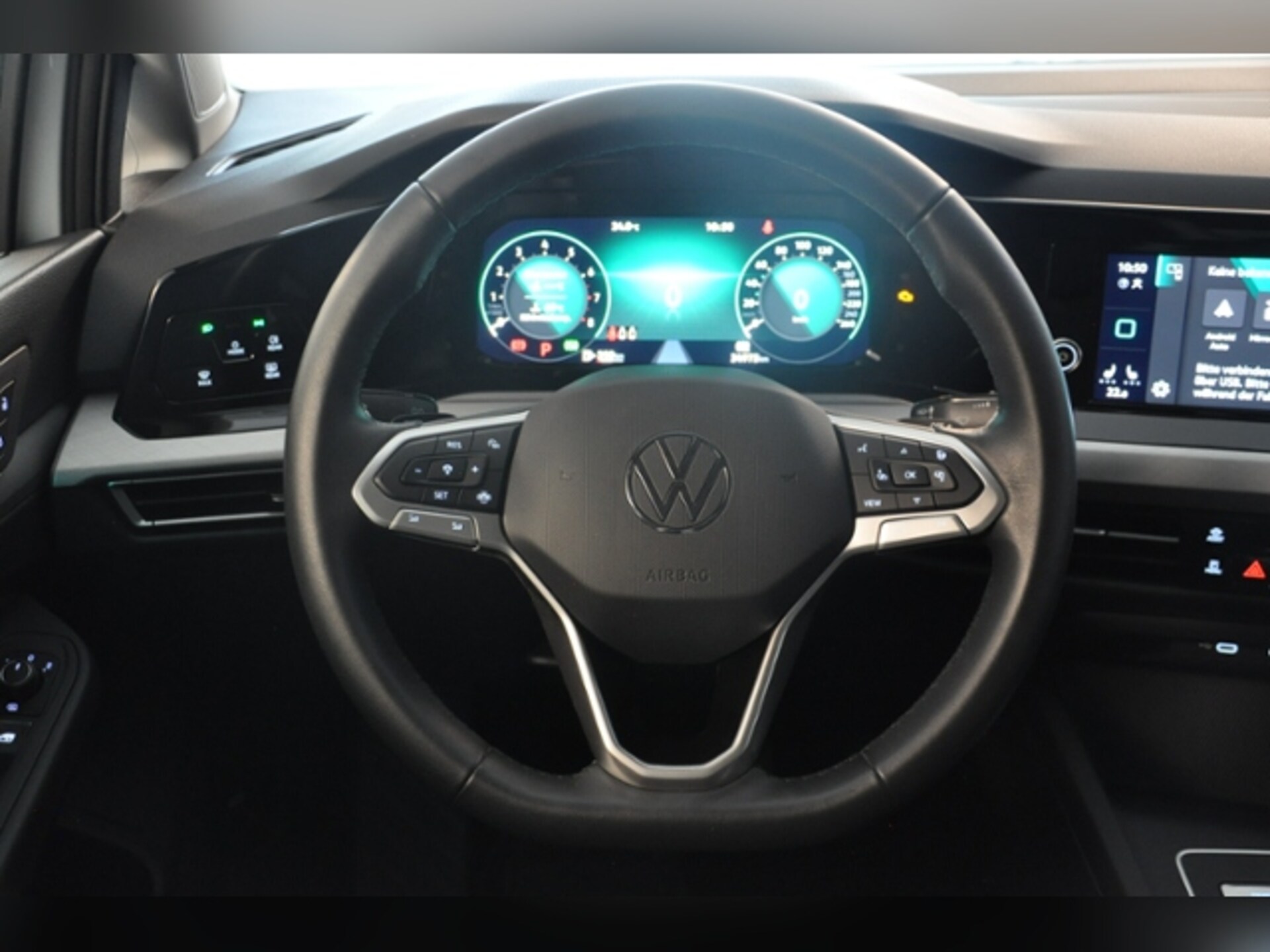 Volkswagen Golf Life