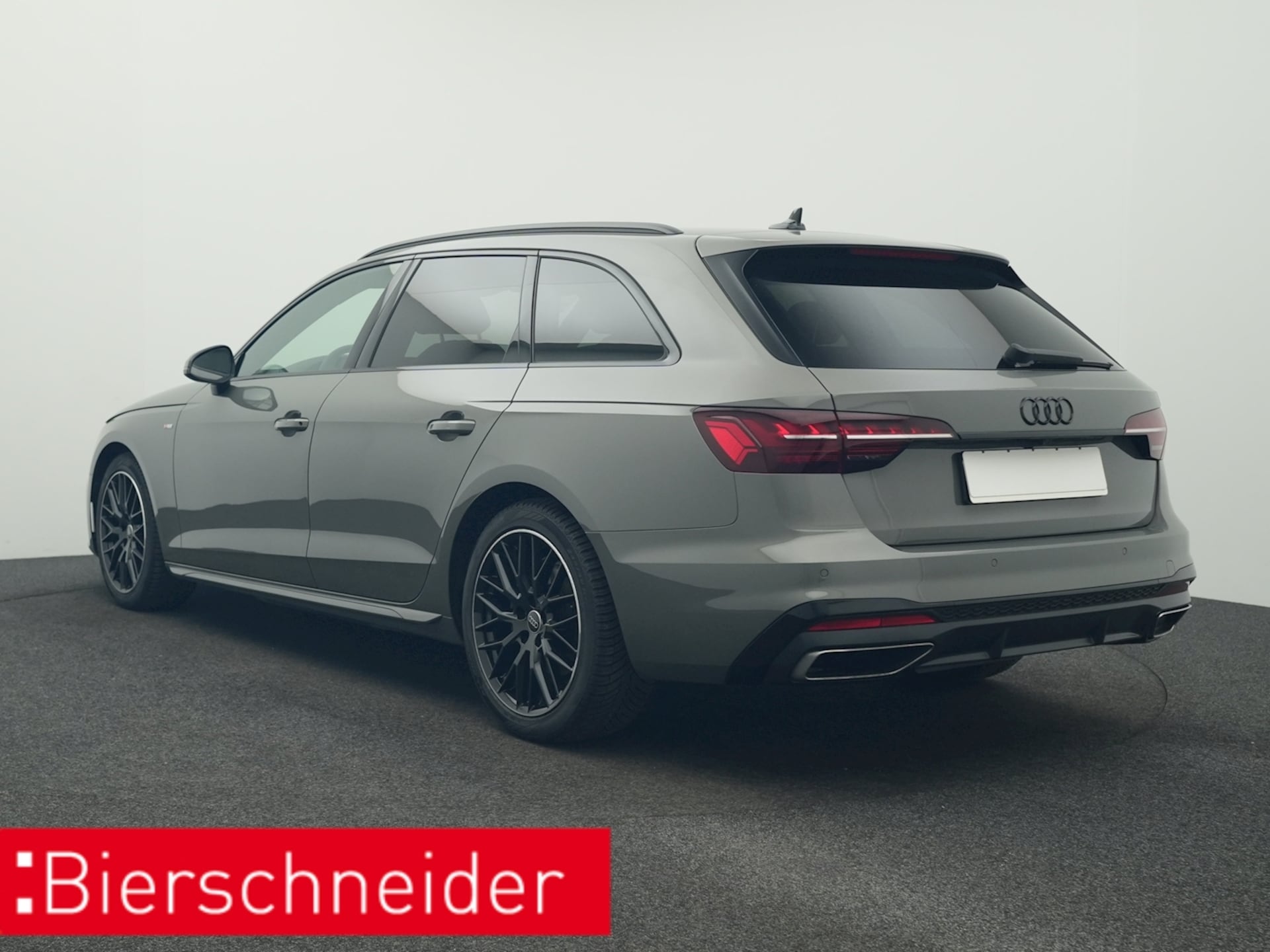 Audi A4 Avant S line
