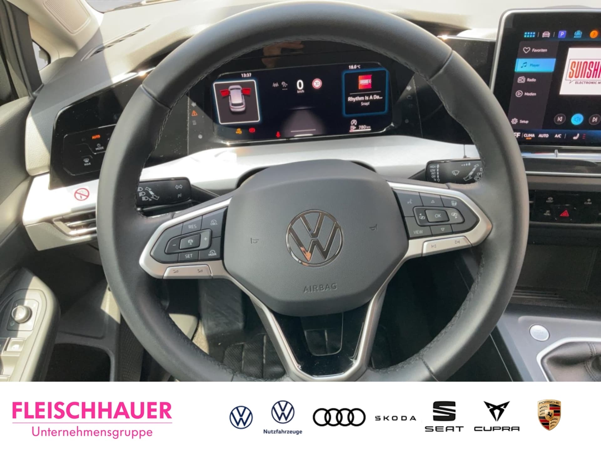Volkswagen Golf Life