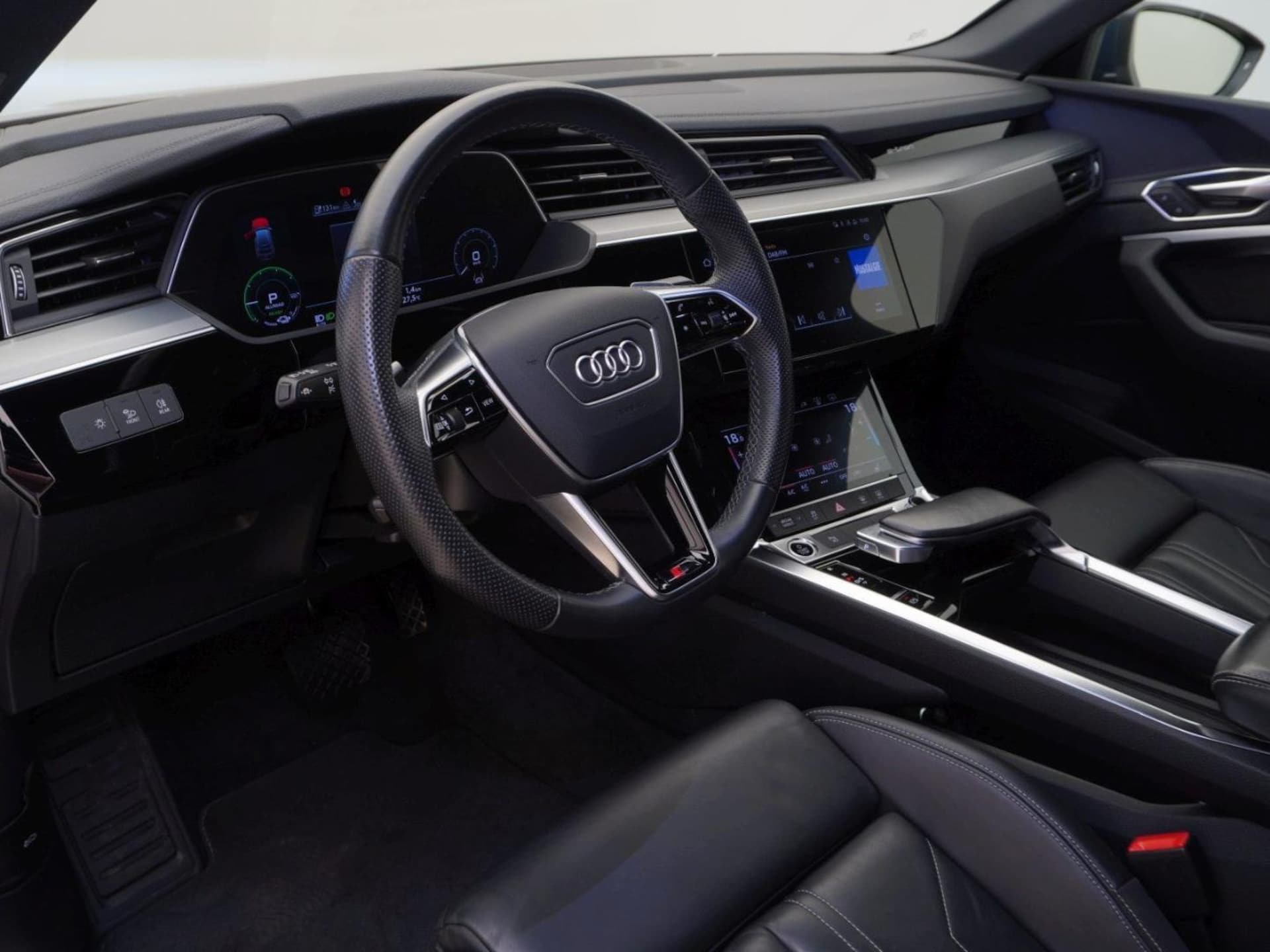 Audi e-tron Sportback S line