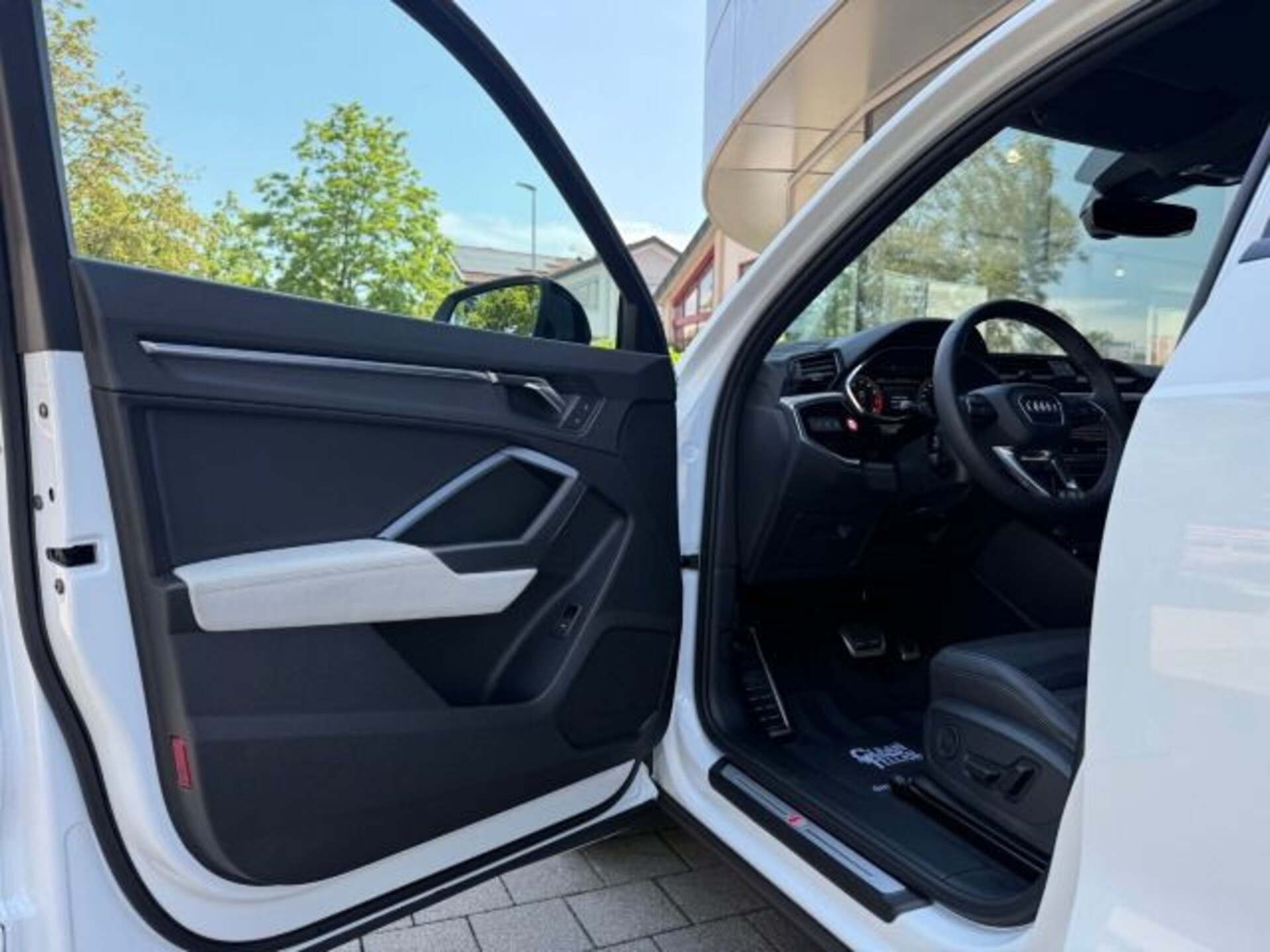 Audi Q3 SUV S line
