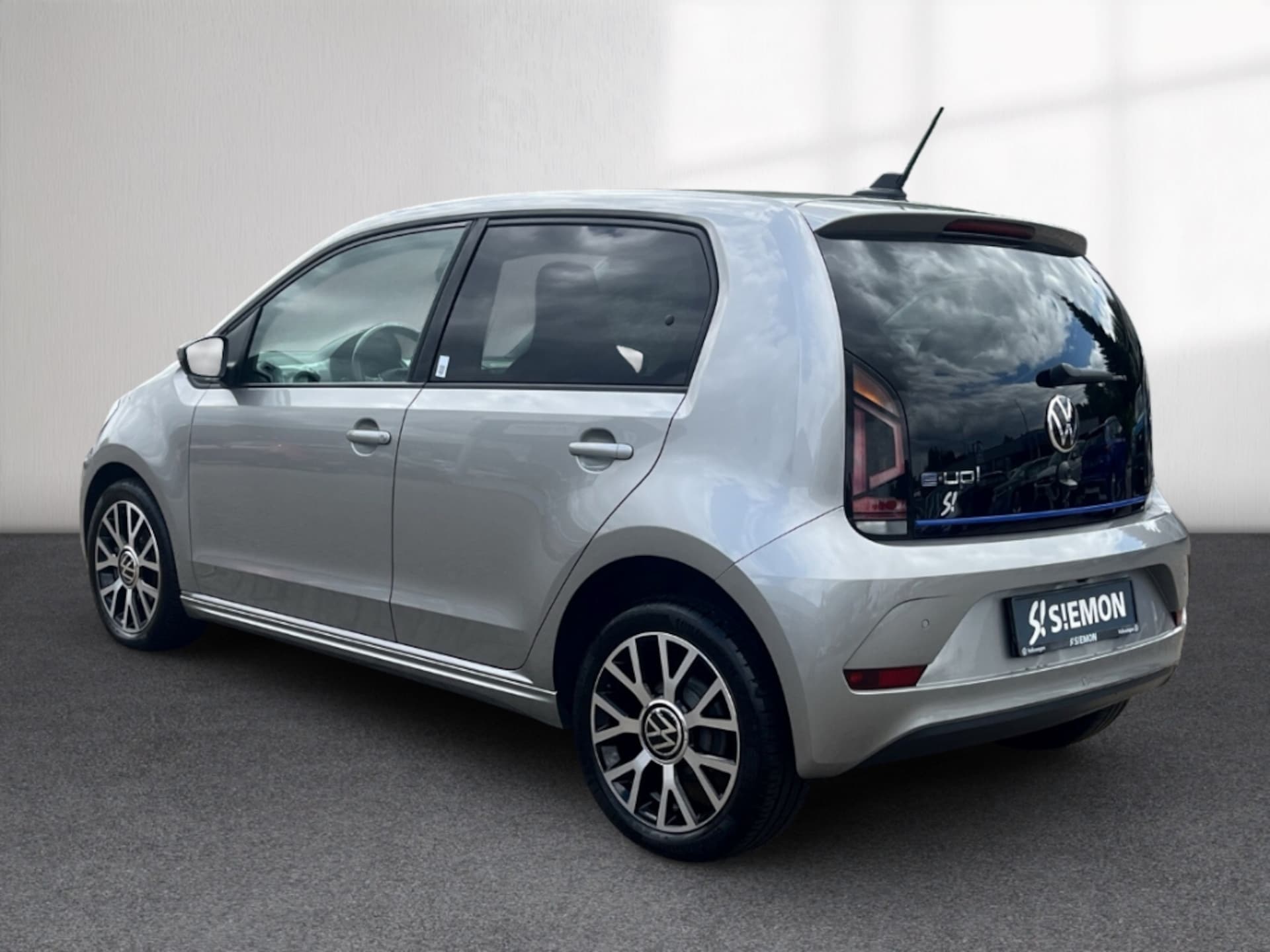 Volkswagen e-up! Style "Plus"