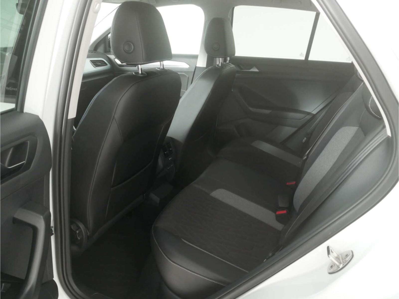 Volkswagen T-Roc – Bild 13