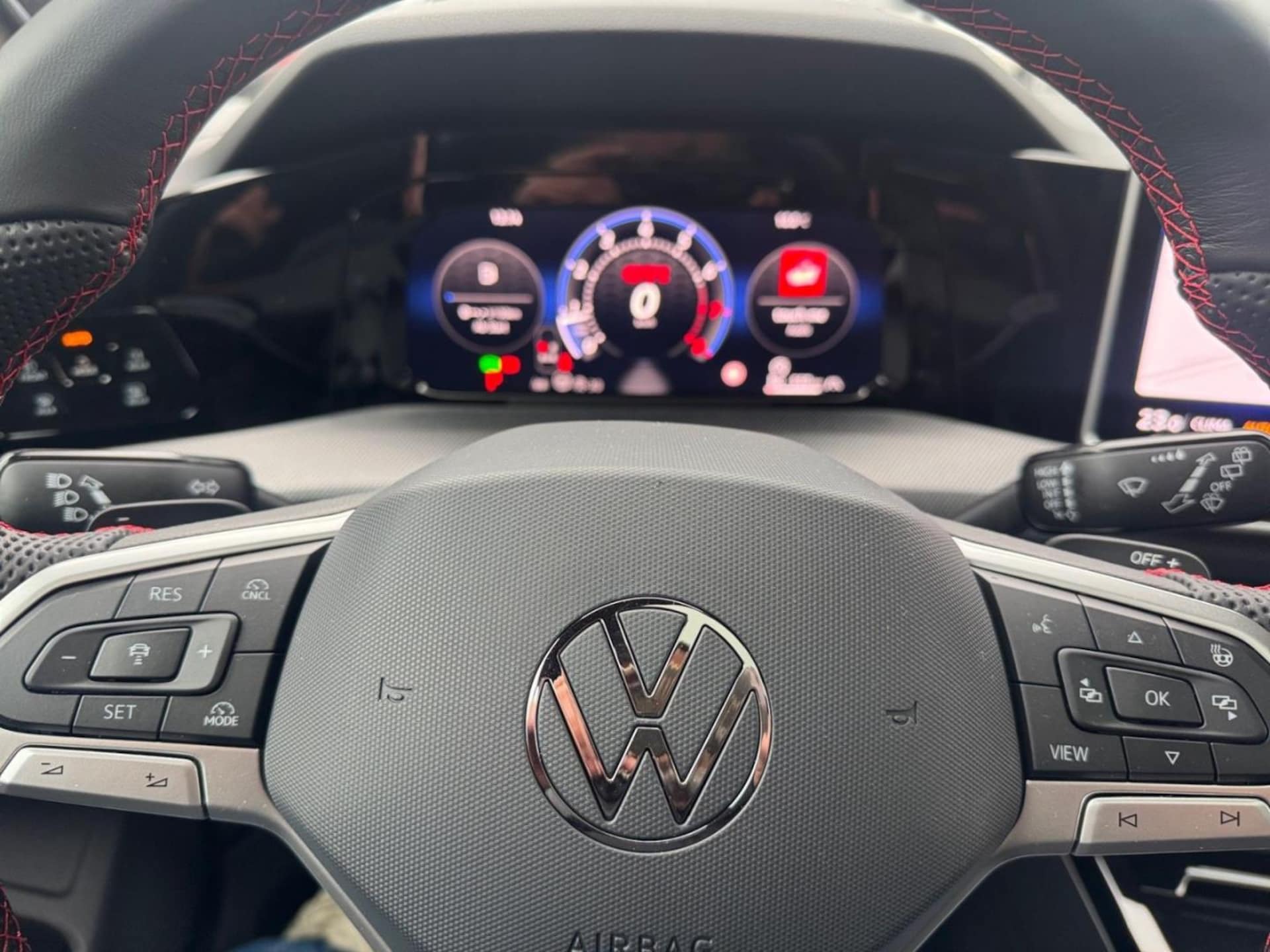 Volkswagen Golf GTI