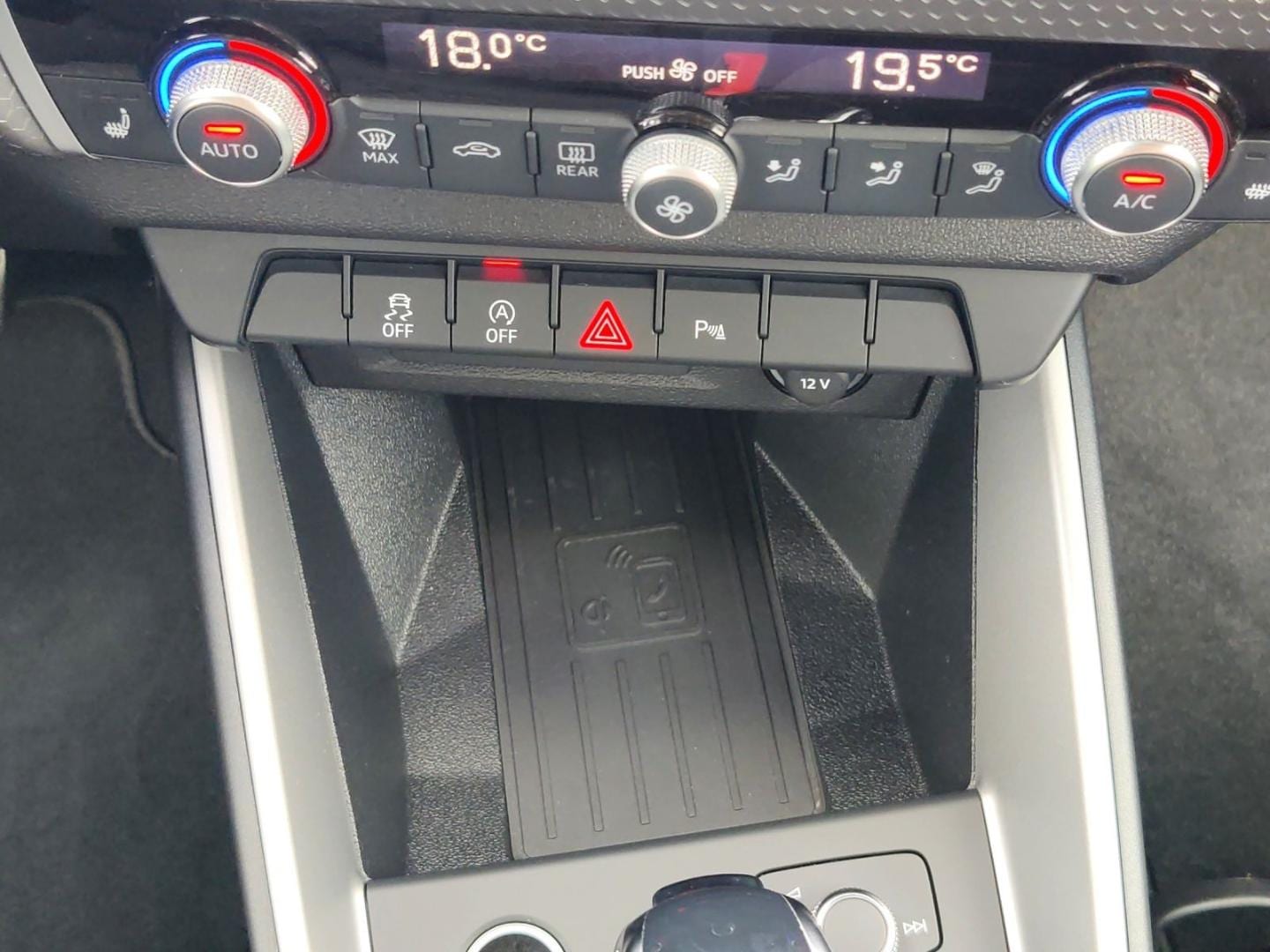 Bild über Audi A1 allstreet 30 TFSI S tronic - für weitere Informationen kontaktieren Sie den Audi Partner