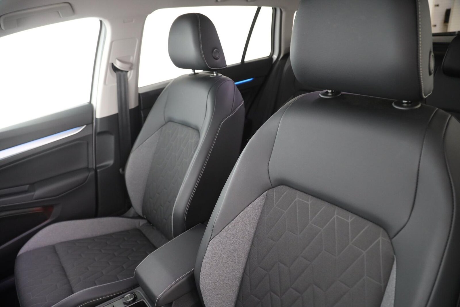 Volkswagen Golf Variant – Bild 12