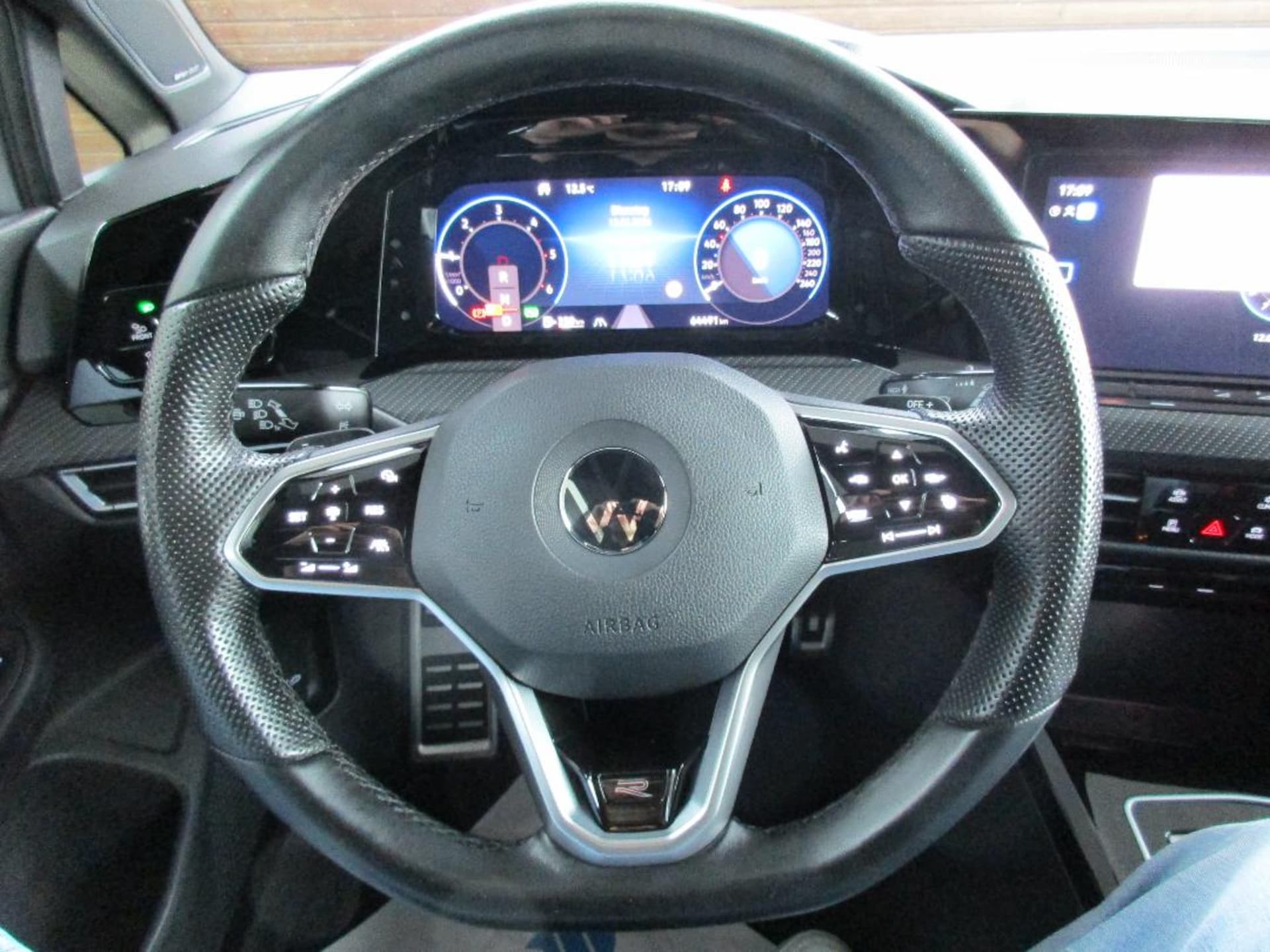 Volkswagen Golf Variant R-Line
