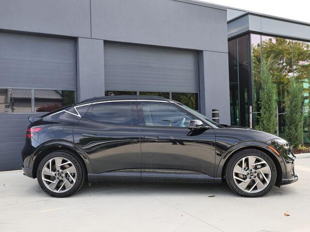 2026 Genesis GV60