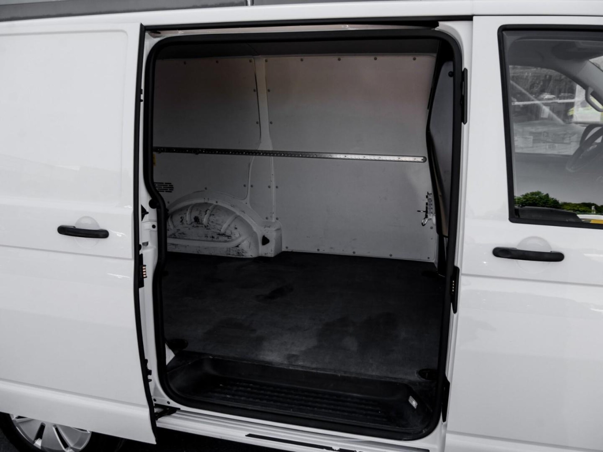 Volkswagen T6.1 Transporter Kasten kurzer Radstand EcoProfi