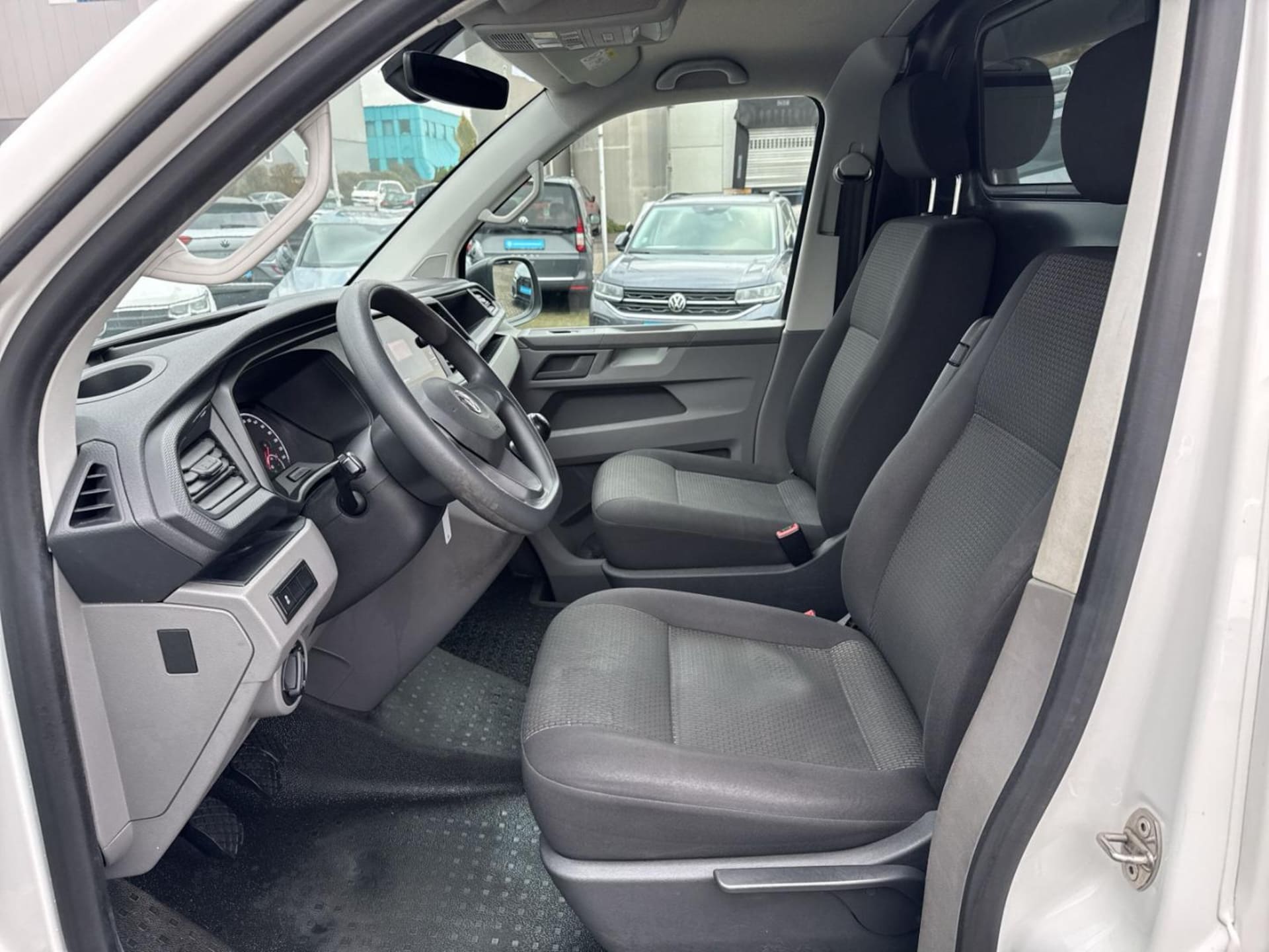 Volkswagen T6.1 Transporter Kasten kurzer Radstand