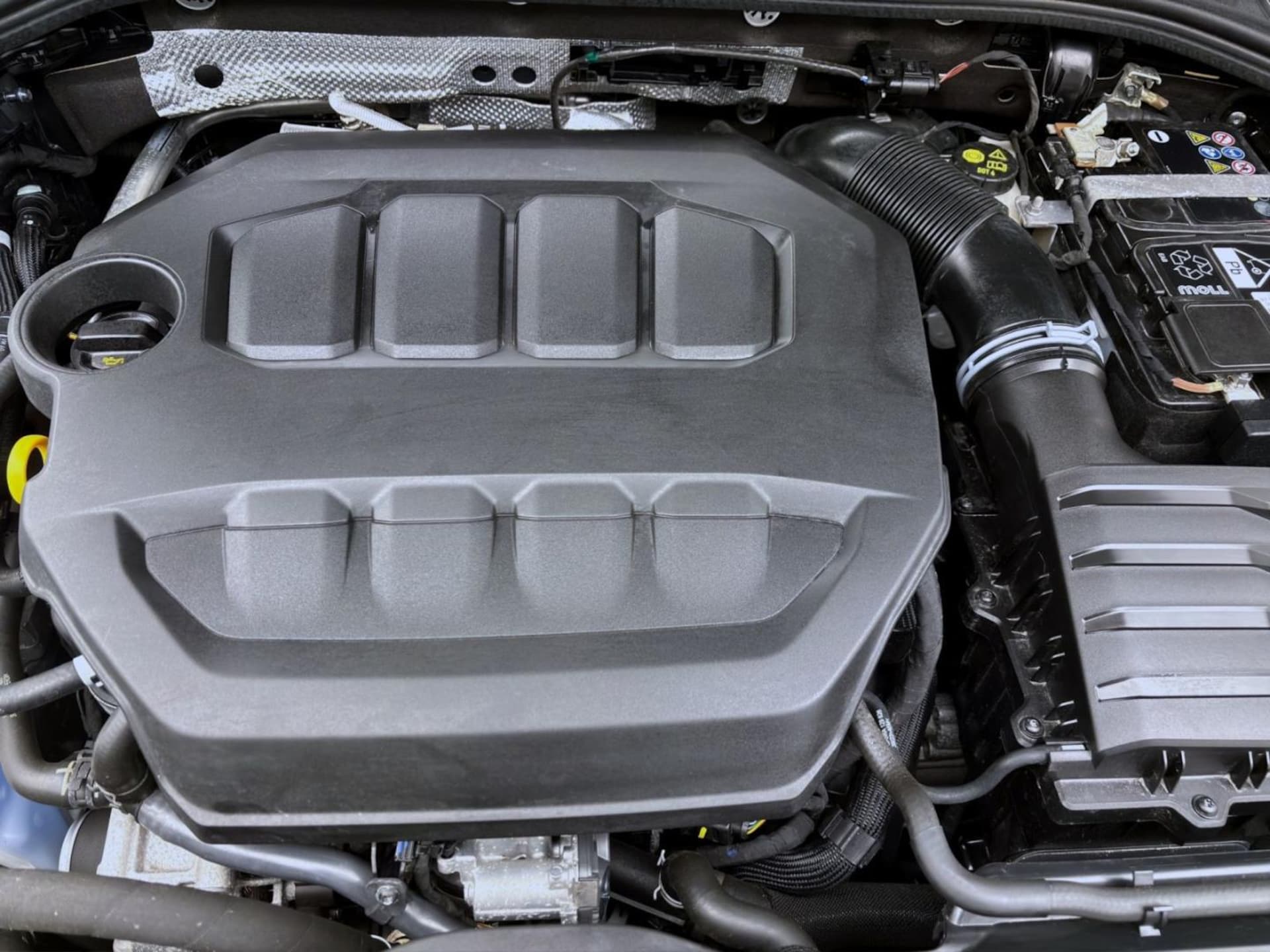 Volkswagen Golf R