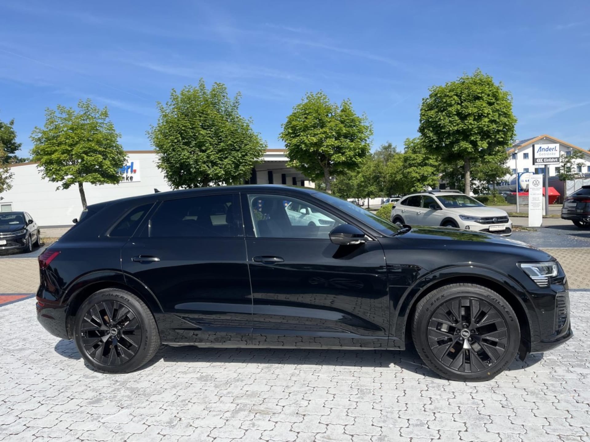 Audi Q8 e-tron S line