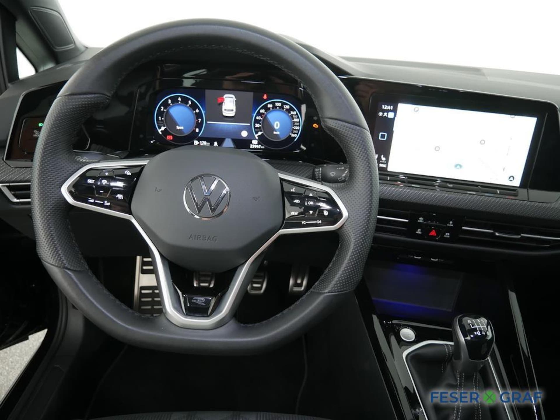 Volkswagen Golf R-Line