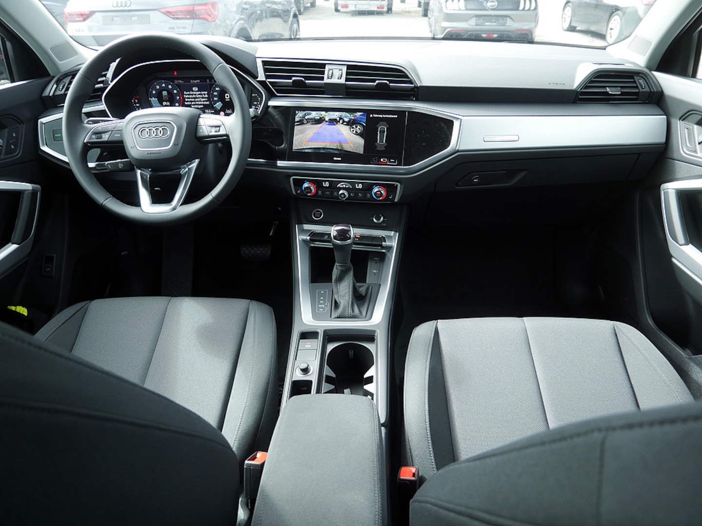 Bild über Audi Q3 TFSI 110 kW S tronic - für weitere Informationen kontaktieren Sie den Audi Partner