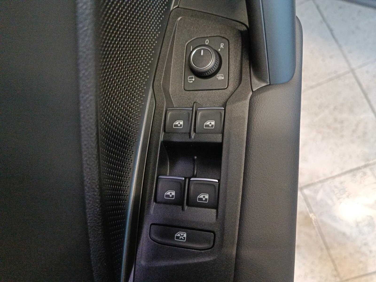Volkswagen Tiguan – Bild 15