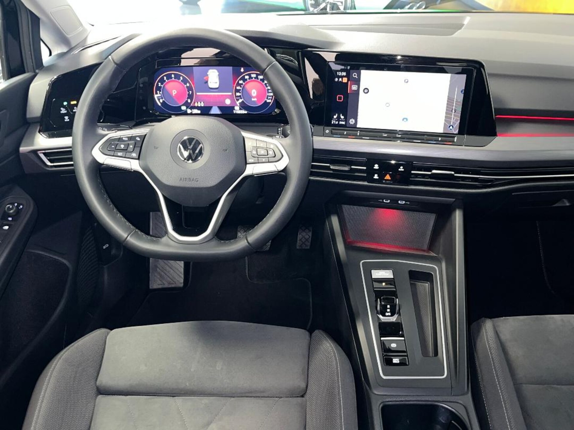 Volkswagen Golf Style