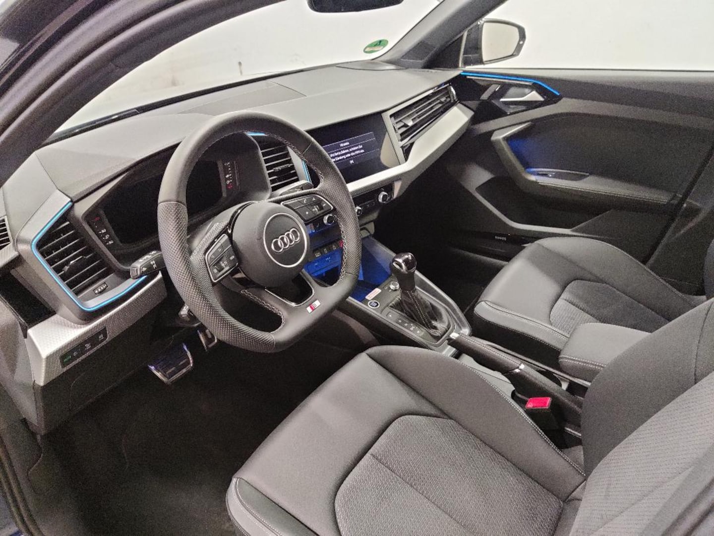 Bild über Audi A1 allstreet 35 TFSI S tronic - für weitere Informationen kontaktieren Sie den Audi Partner