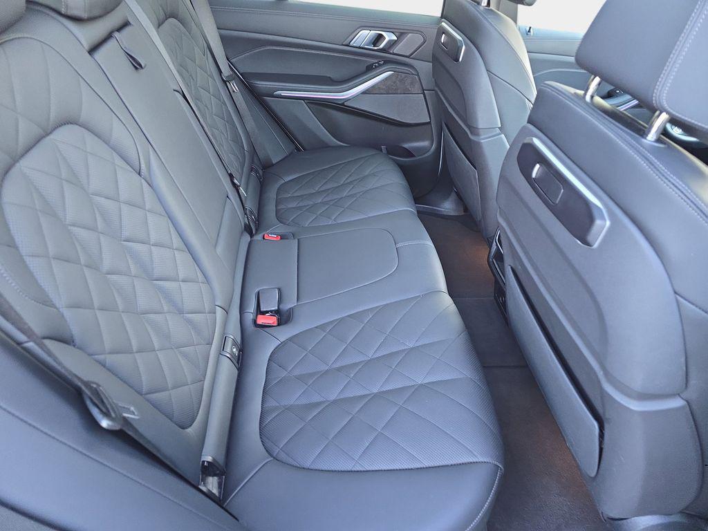 2025 BMW X5 40i - Photo 13