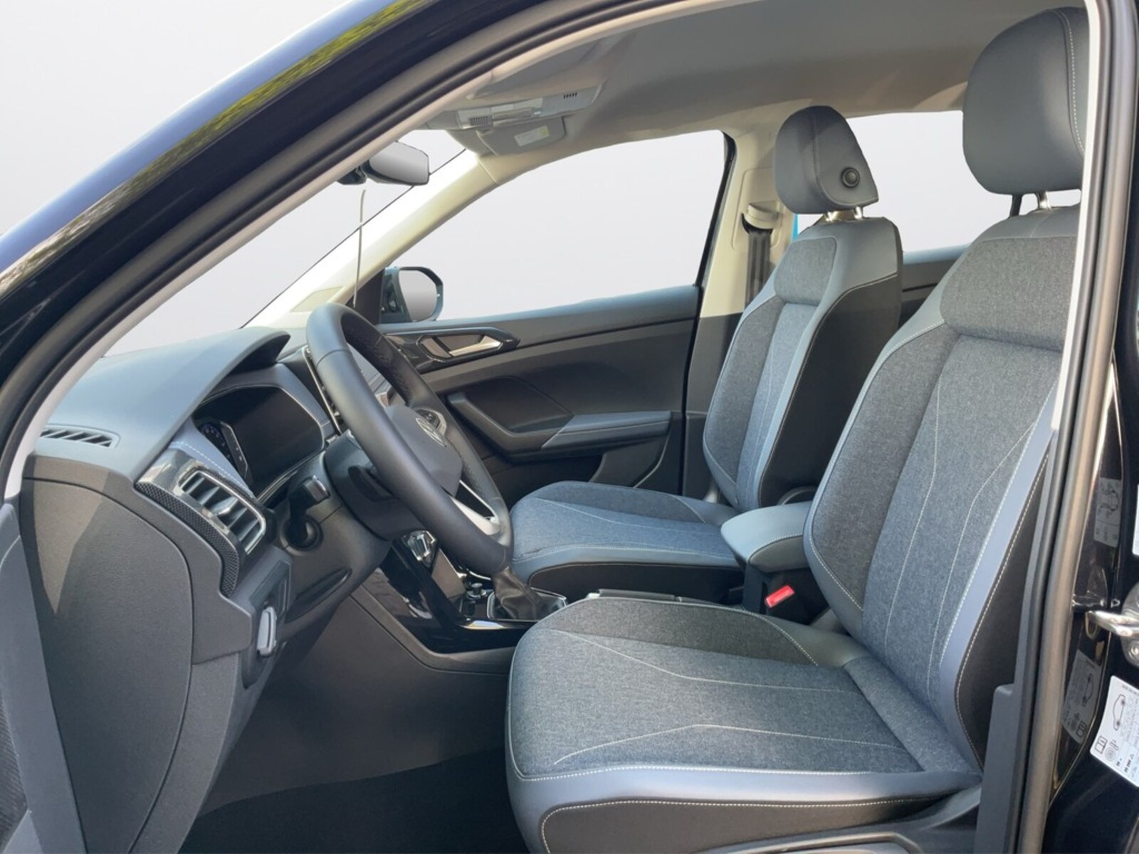 Volkswagen T-Cross – Bild 11